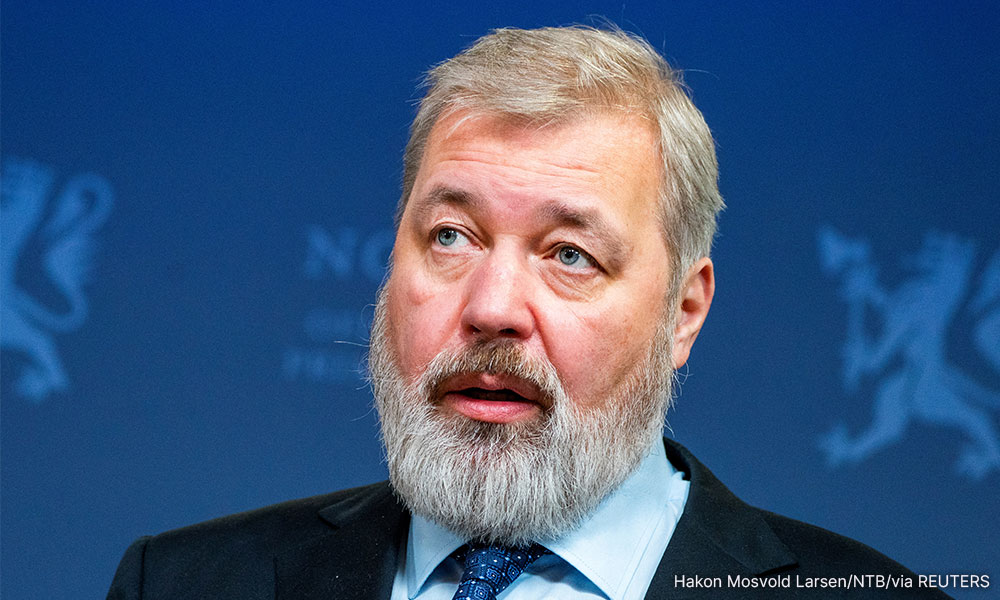Russian journalist sells Nobel Peace medal for Ukraine