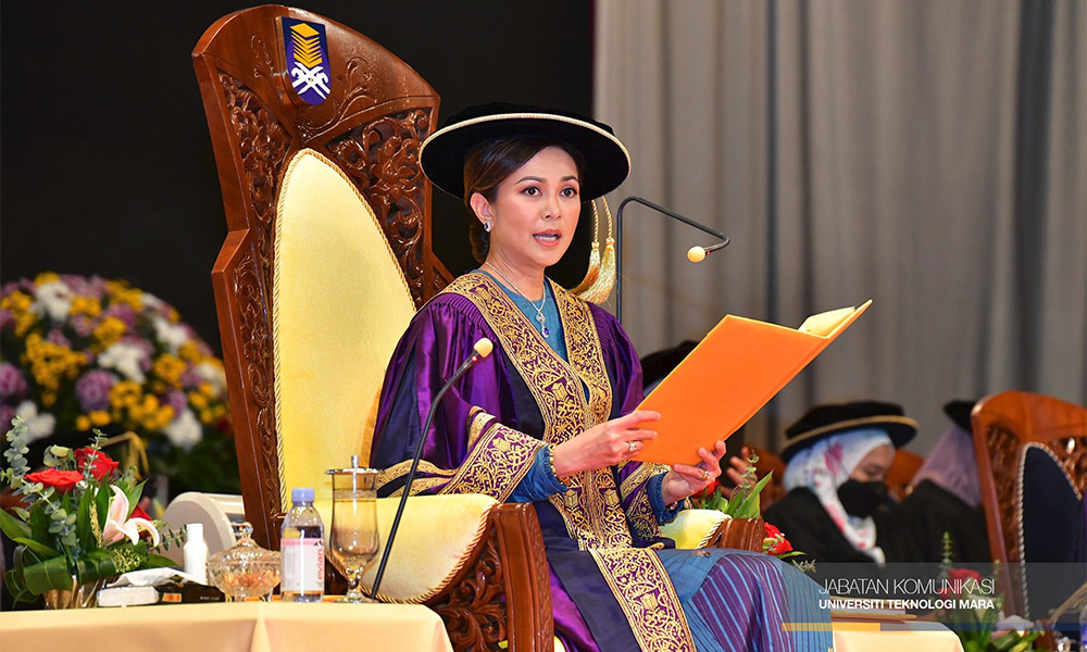 S’gor Tengku Permaisuri to graduates: Ensure M'sia remains a sovereign nation