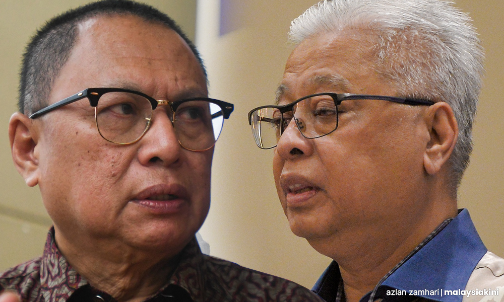 Puad: Give Zuraida's position to Umno, ignore Muhyiddin's grovelling