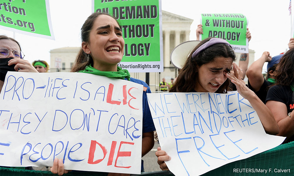 Biden declares Supreme Court 'out of control', signs executive order on abortion