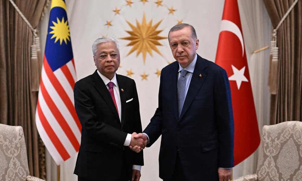 PM's Turkiye visit will further boost local palm oil exports - Zuraida