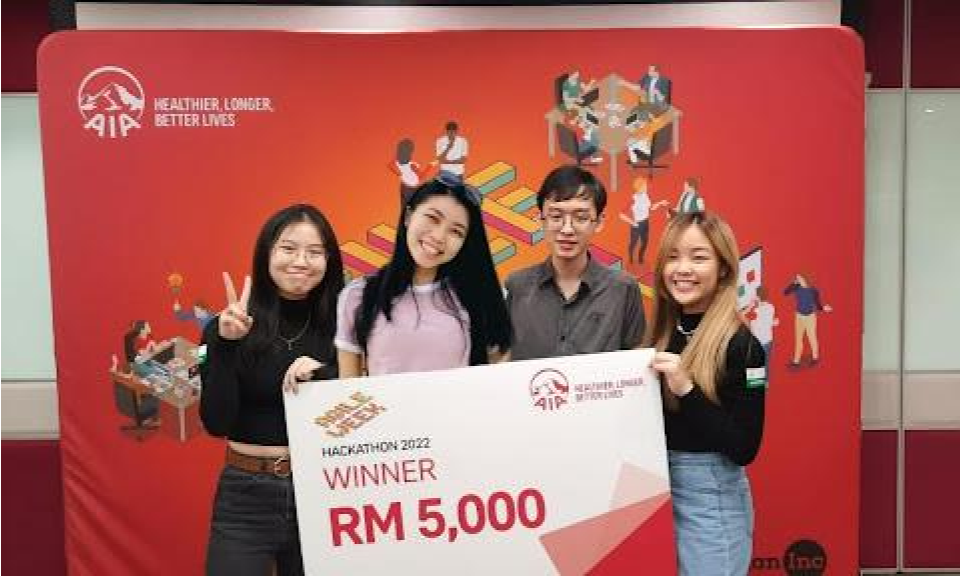UOW Malaysia KDU Computer Science student bags first prize at AIA Hackathon 2022
