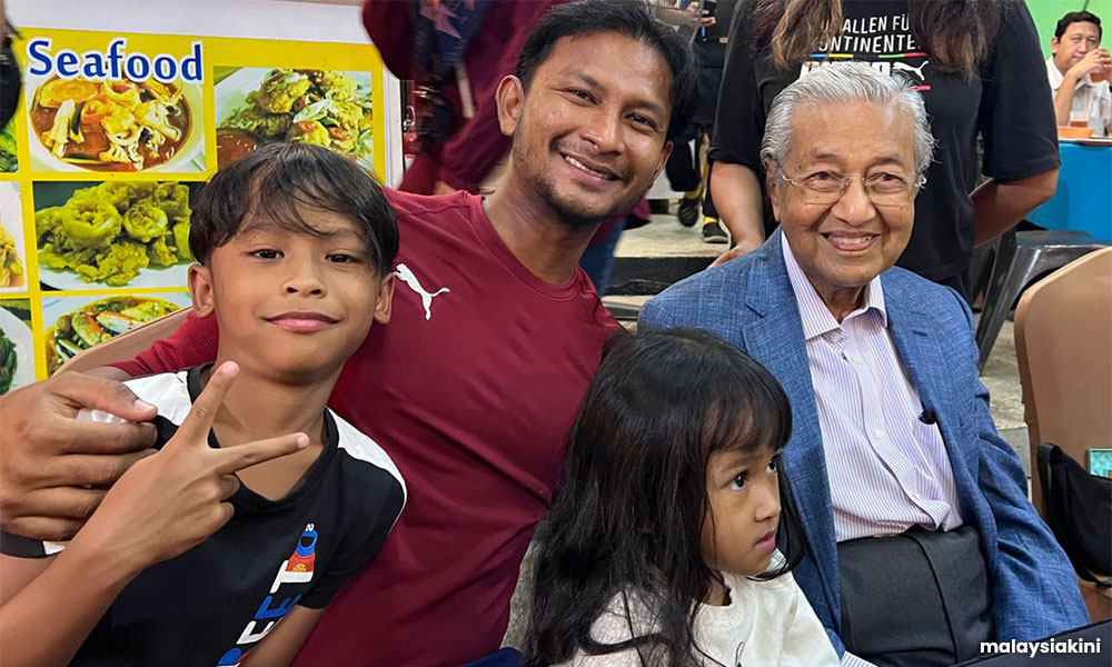 Black bangga anak berminat pada 'atuk yang buat KLCC'