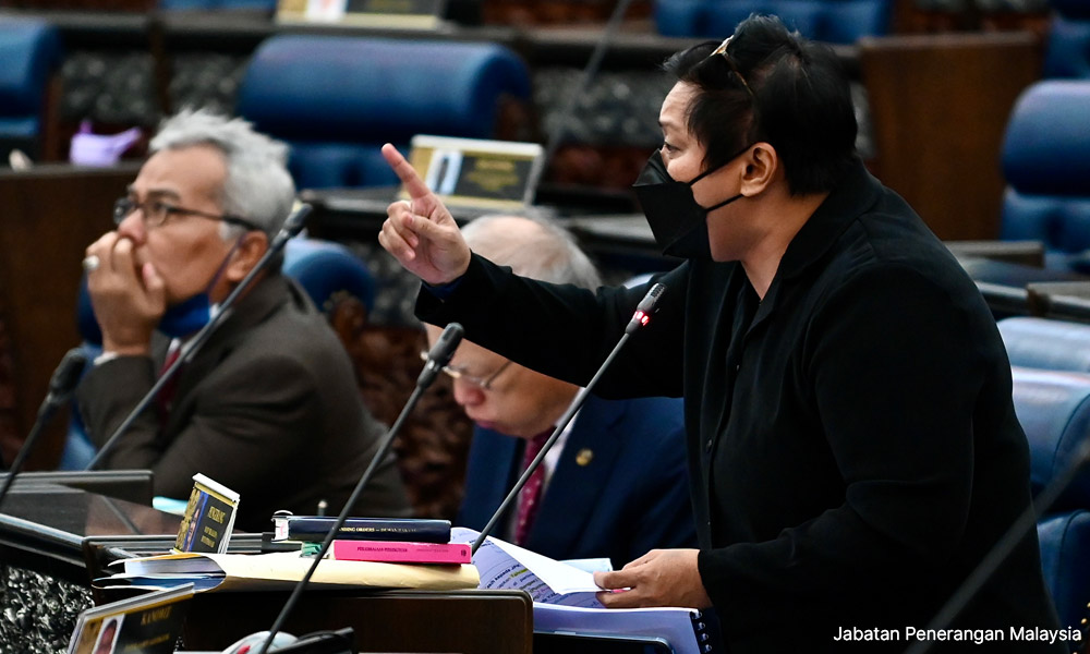 Azalina warns of instability if states reject anti-hopping law