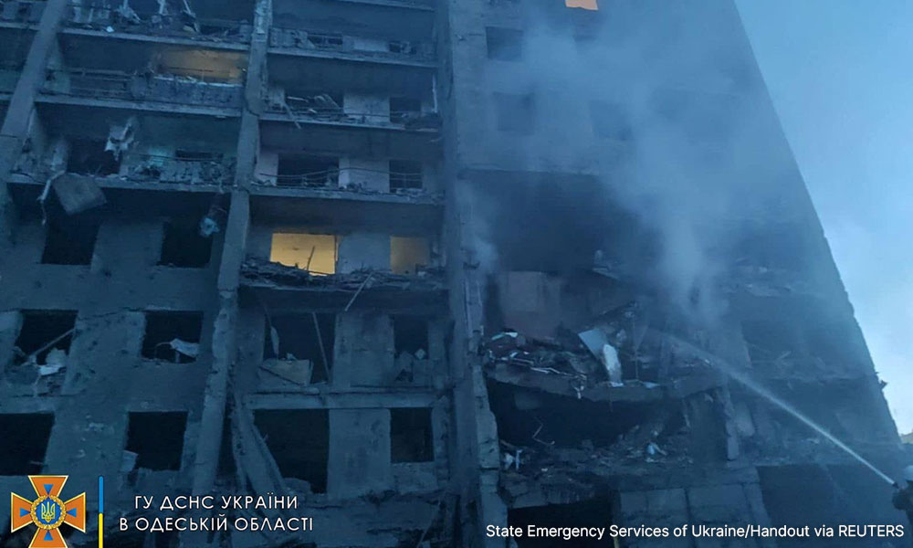 Russian missiles kill 17 near Odesa after Ukraine retakes Snake Island