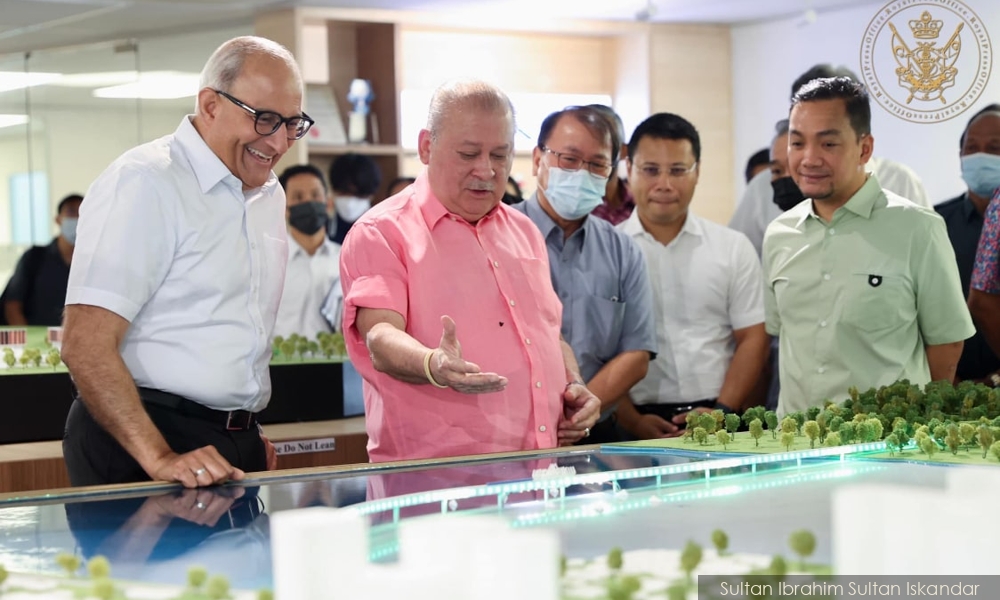Sultan Johor lawat tapak projek RTS di Singapura