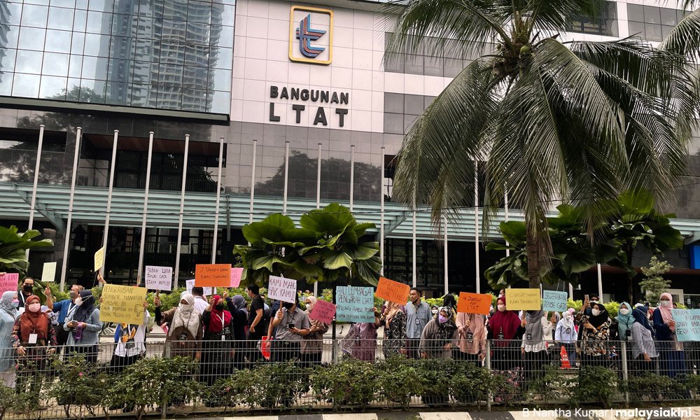 Armed forces pension fund agrees to negotiate with union groups