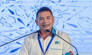 Rafizi: PKR must collectively decide if sacked Umno leaders apply