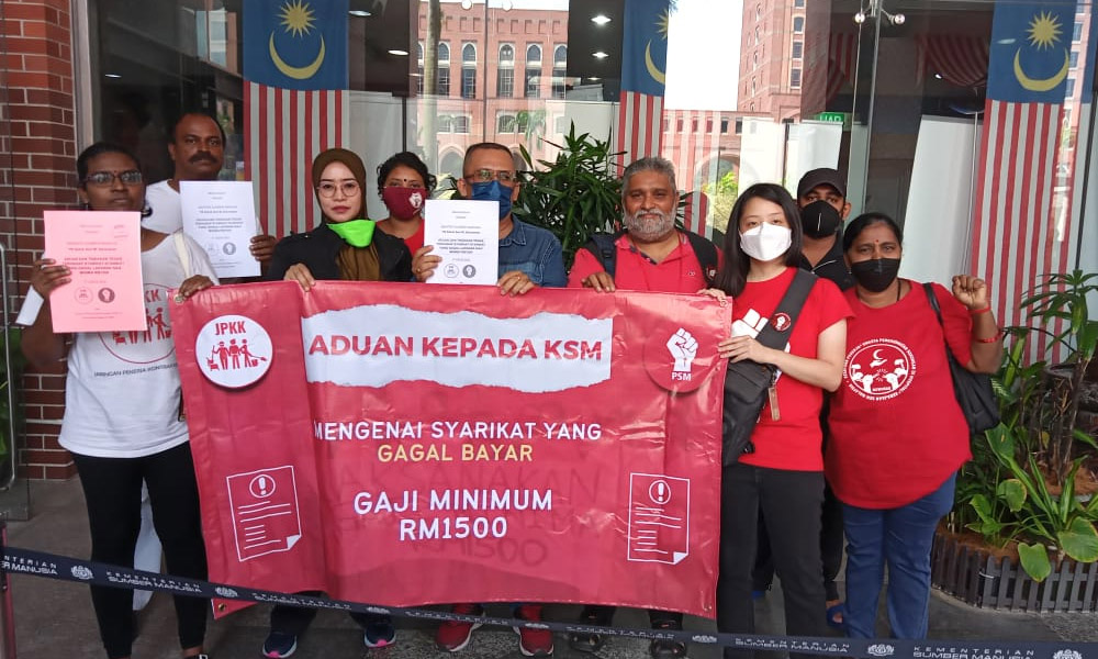 Many govt contractors not paying minimum wage - groups