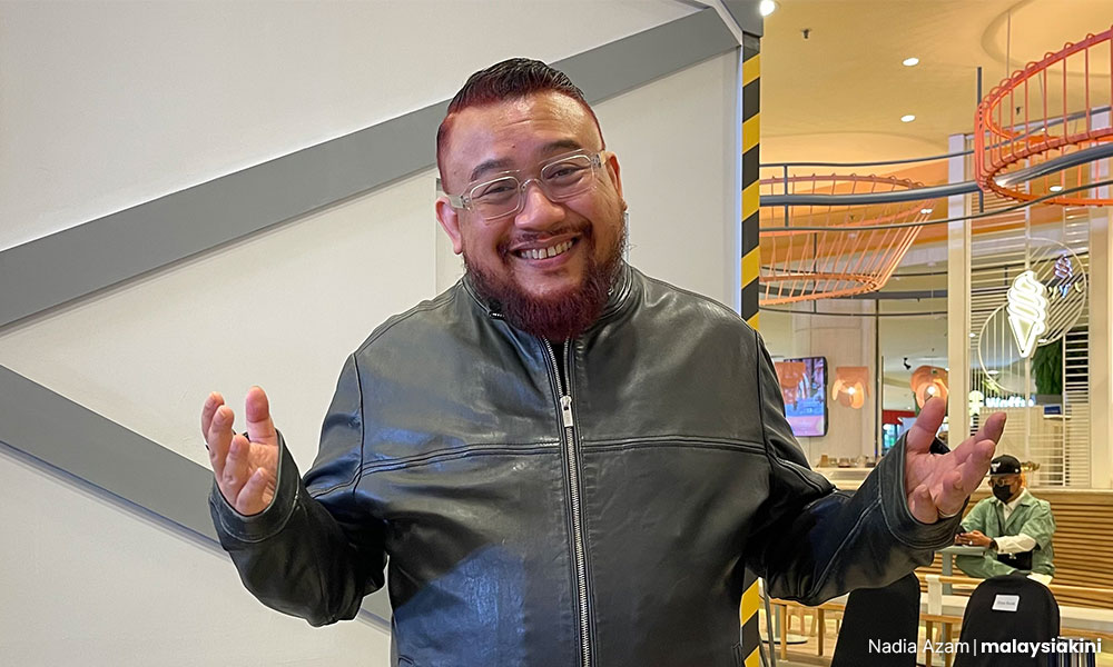 Nothing wrong with being professional comedian, Afdlin hits back at Rafizi
