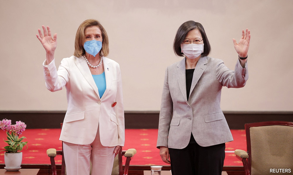 Analysis - With Taiwan drills, Xi tries to salvage Pelosi crisis
