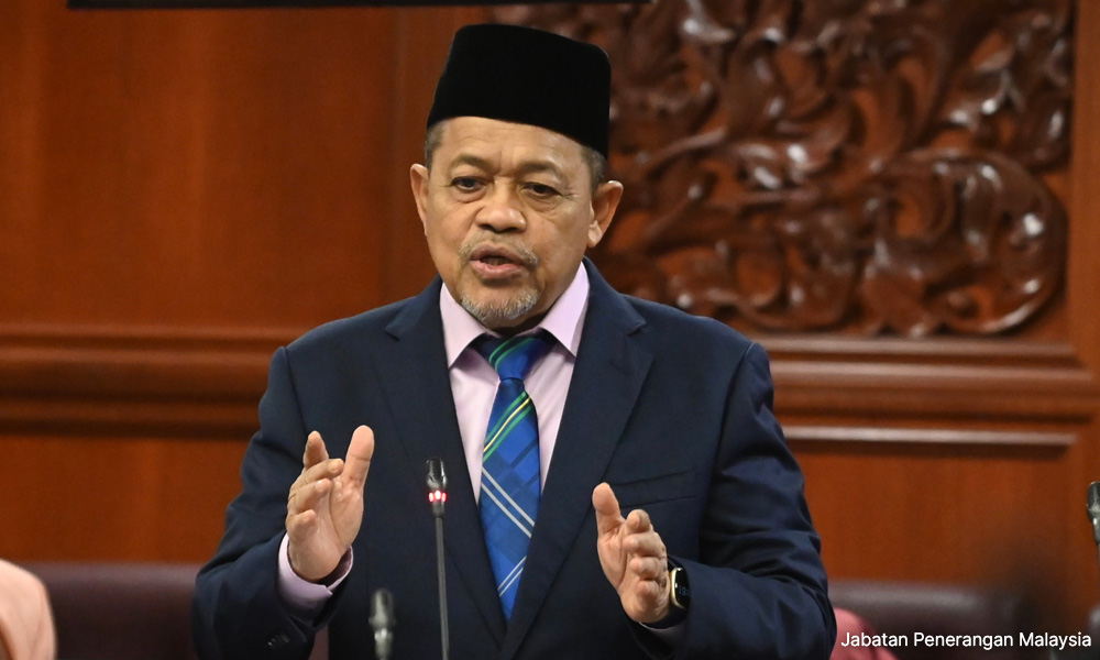 'Not fair' that opposition MPs denied govt funding – Shahidan