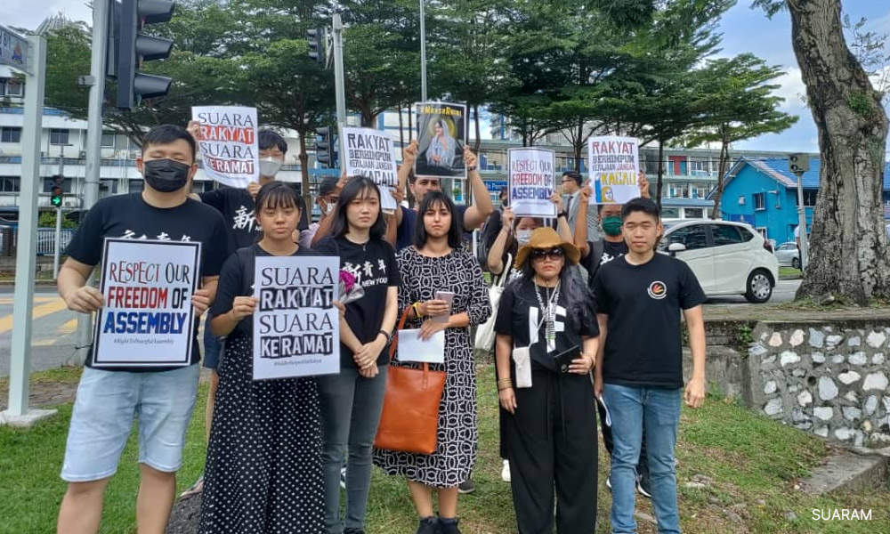 Activist under probe slams PM's silence at UN on Mahsa Amini's death
