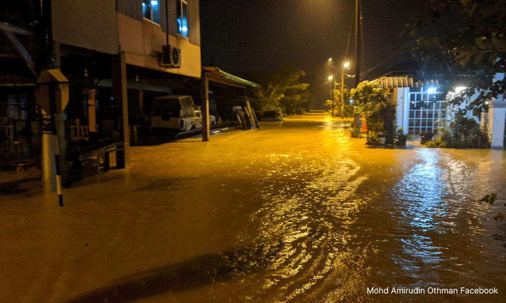 Mangsa Banjir Kilat Di Batu Pahat Meningkat 4468