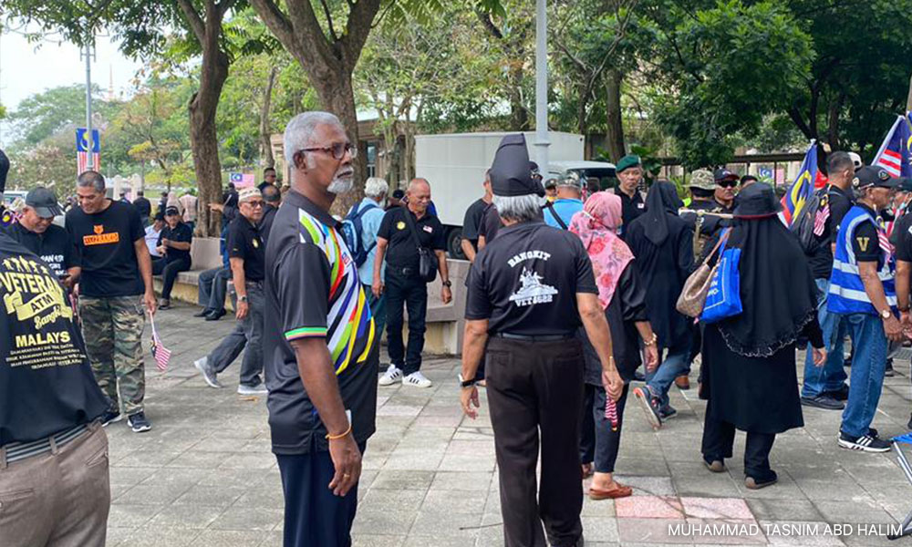 Lepas 5 hari jalan kaki, memo akhirnya sampai ke Putrajaya
