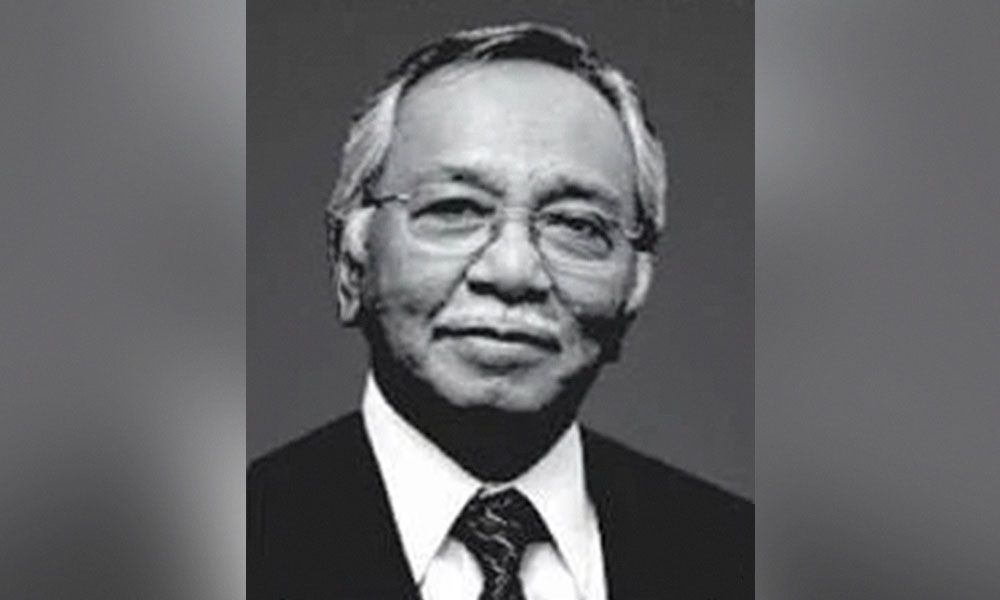 Ex-Malacca CM Mohd Adib dies at 81