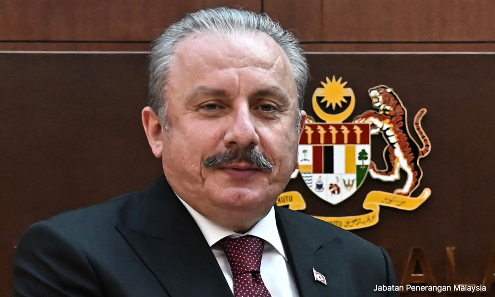 Mustafa Sentop of Turkiye arrives in Malaysia for official visit