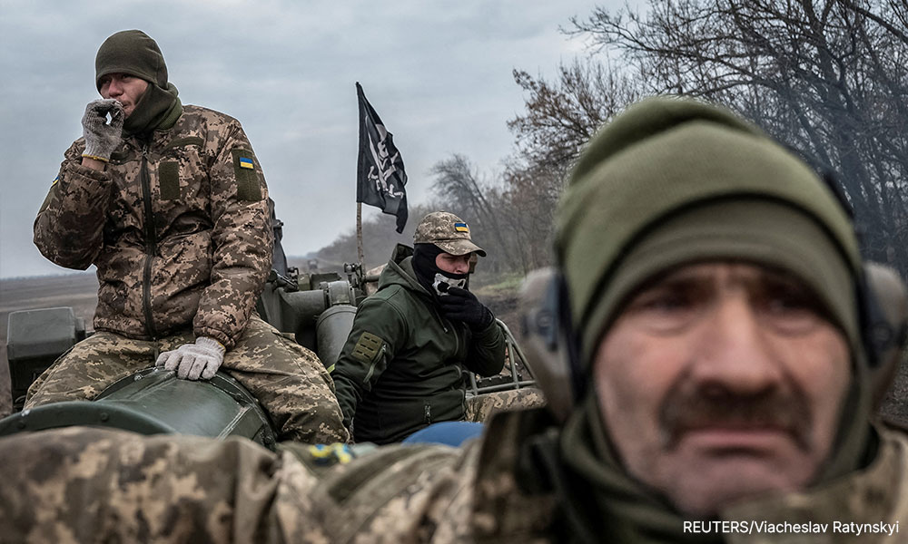 Ukrainian troops met with joy in Kherson as Russia abandons biggest prize