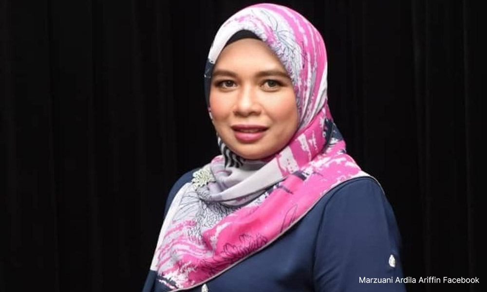 Dilema Marzuani: Setia pada Annuar atau terima tawaran Zahid