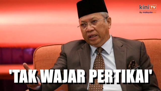 Henti pertikai pelantikan Anwar sebagai PM - Annuar Musa