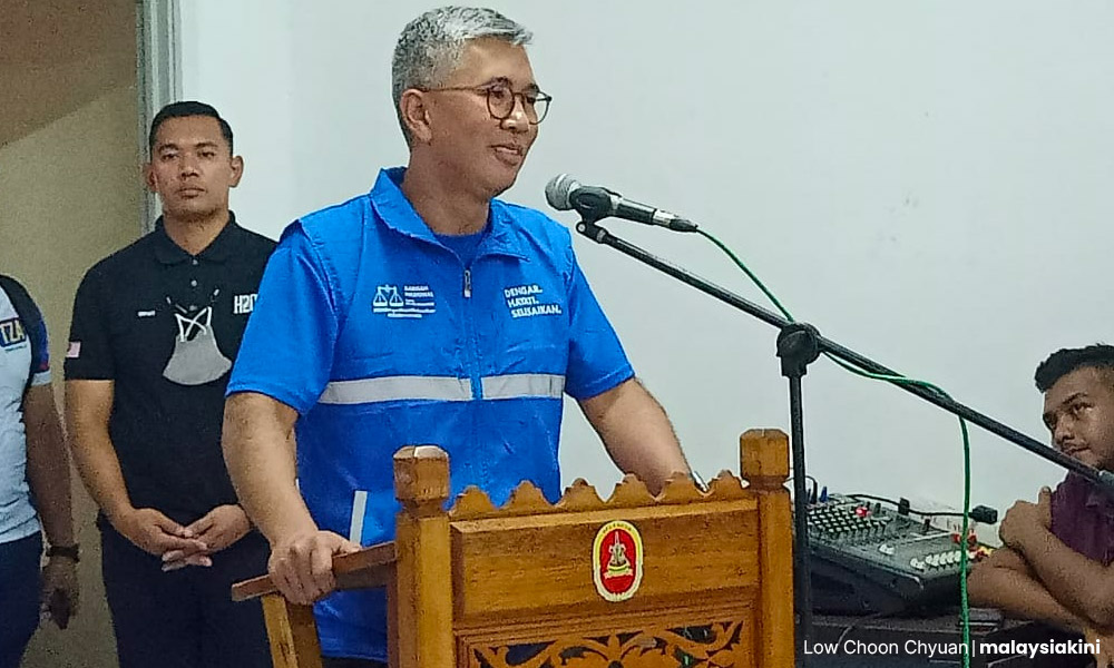 Citing caretaker govt, Zafrul says not right time for change in Prasarana