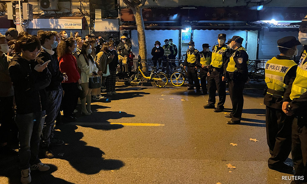 Clashes in Shanghai as Covid-19 protests flare across China