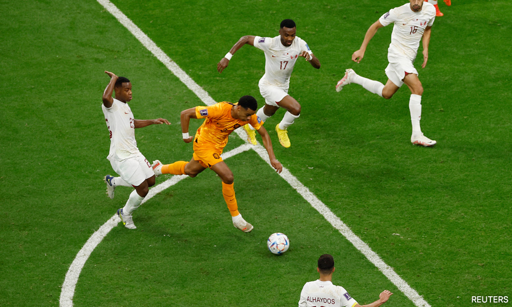 Gakpo goes 3 for 3 as Dutch beat Qatar 2-0 to top Group A