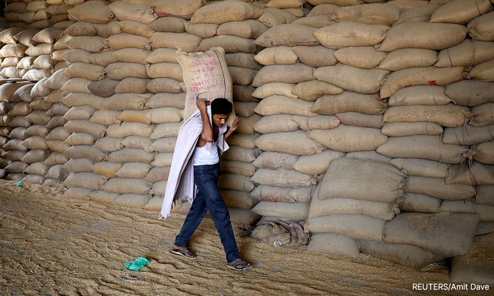 Analysis-Modi's popularity key to selling cut in food aid ahead of Indian elections