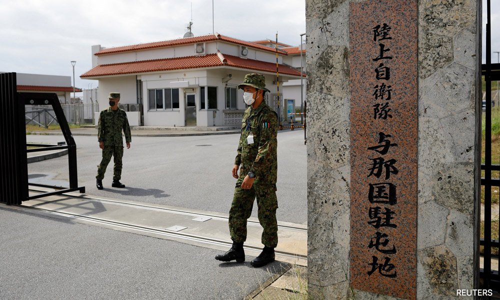 Japan prepares to shoot down N Korea satellite if it falls in territory