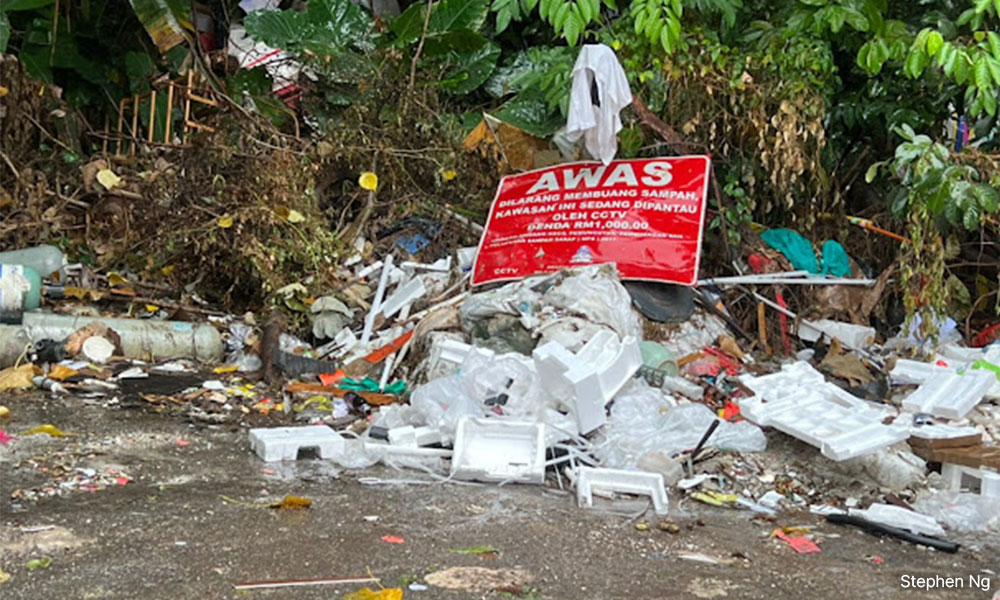 LETTER | Address Illegal Dumping, Bad Road Planning In S'gor