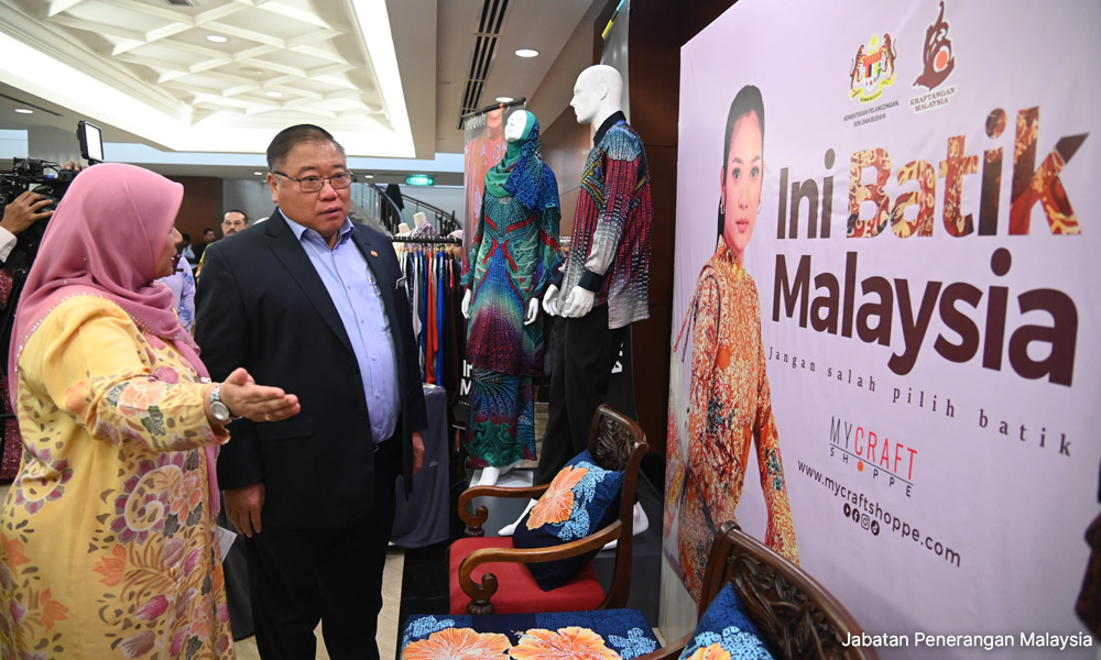 Tiong King Sing letak jawatan dari syarikat balak
