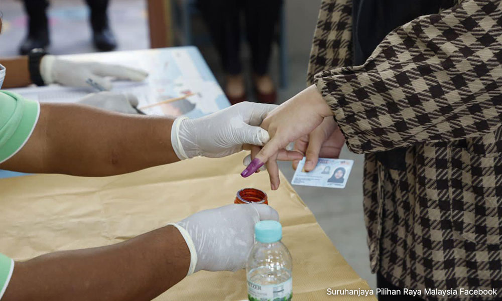 e05717771f406e4b08ed5eb42a9c5de8