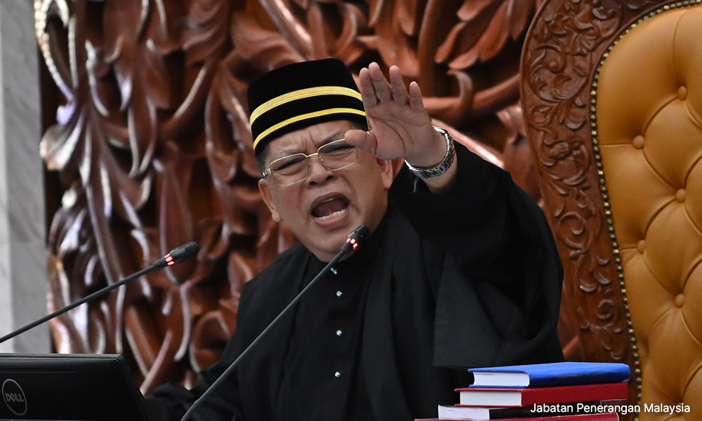 Satu lagi dakwaan nepotisme, kali ini babitkan speaker Dewan Rakyat