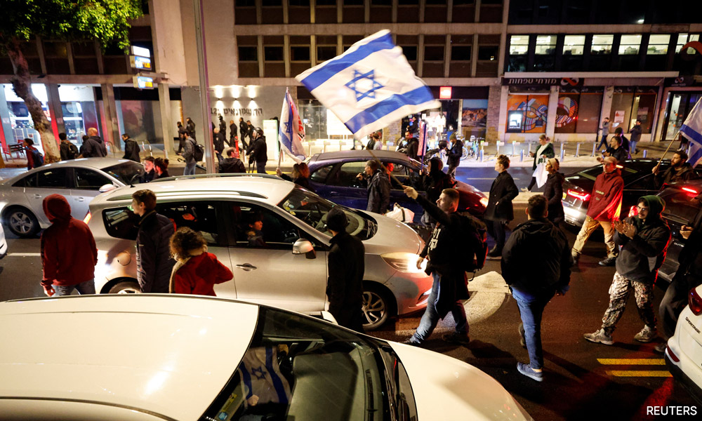 Israelis rally in three cities against Netanyahu legal reforms