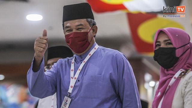 LIVE: Mohamad Hasan rasmi Persidangan Sayap Wanita, Pemuda, Puteri UMNO