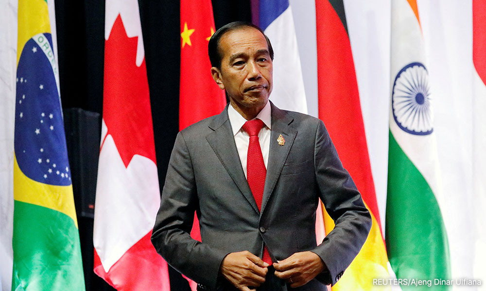Thousands of Indonesian workers protest against president's job decree