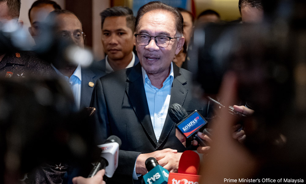 In maiden visit, Anwar calls Indonesia a 'loyal friend'