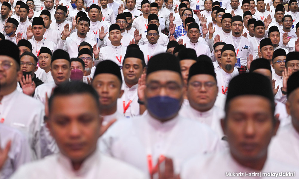 ULASAN l Umno umpama kutu dipelihara semut