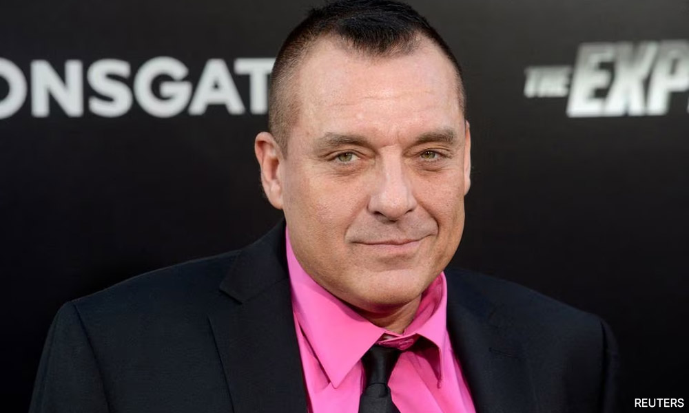 Actor Tom Sizemore dies at 61 after suffering brain aneurysm
