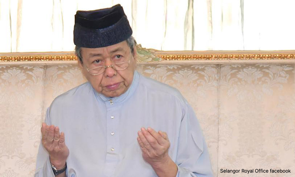 Don't use religion to gain popularity, S'gor sultan reminds politicians