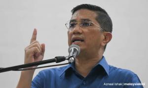 Azmin accuses DAP of playing 'dirty money politics' in KKB
