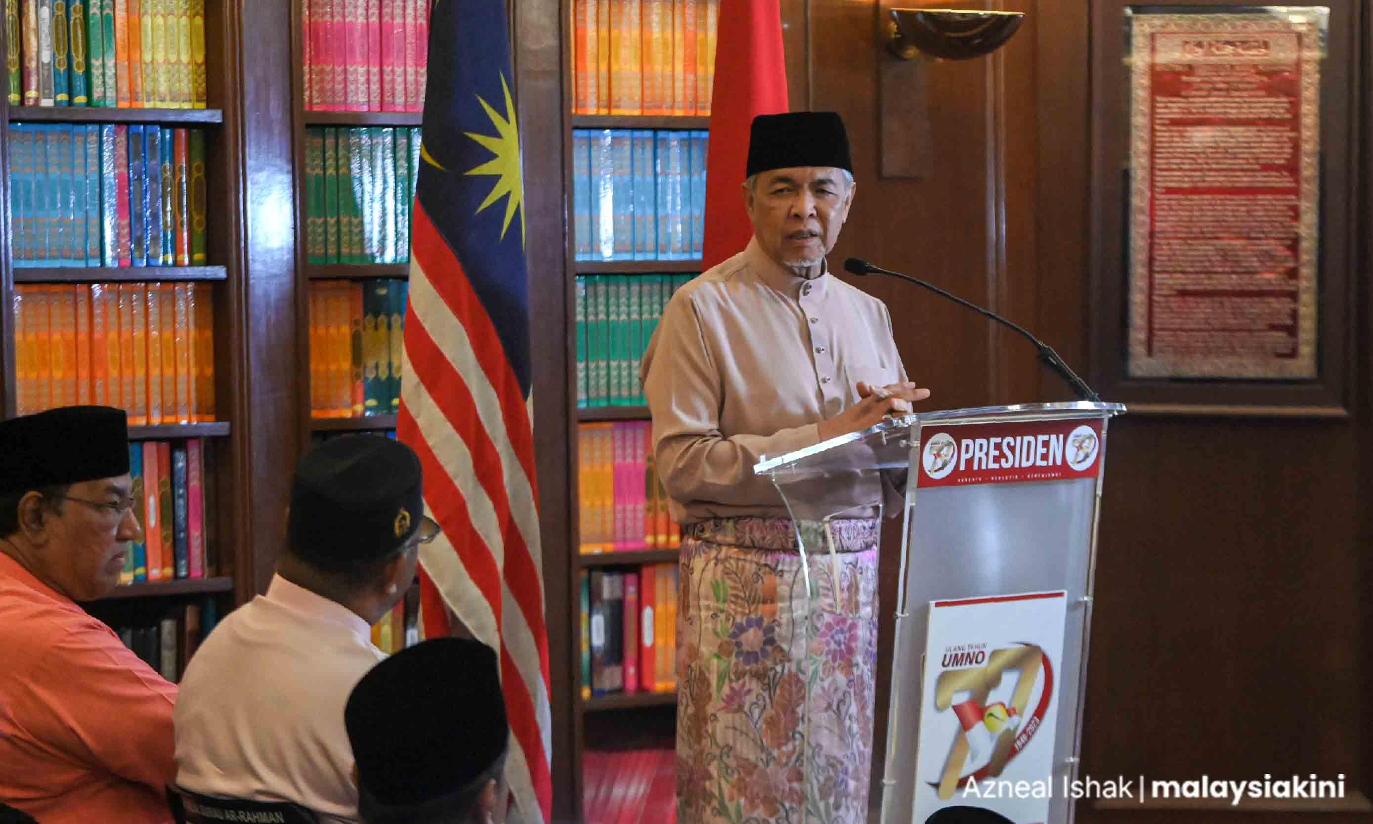 Dengan siapa pun 'parti itu' bersama, pasti kena tendang - Zahid