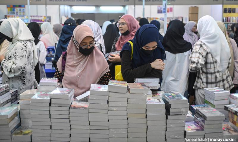 Lebih 100,000 baucar buku ditebus dalam tempoh 3 hari - Fadhlina