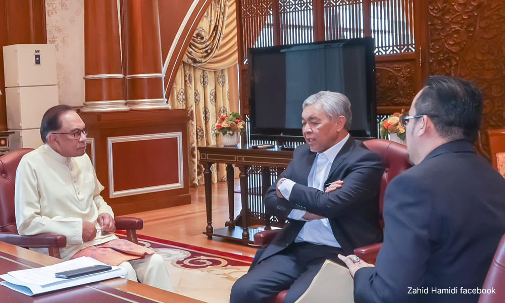 Kalimah Allah: Umno terima komitmen kerajaan melalui PM