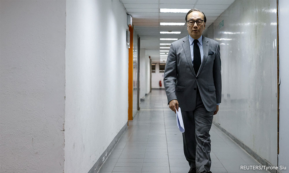 Major HK democratic party disbands amid China security clampdown