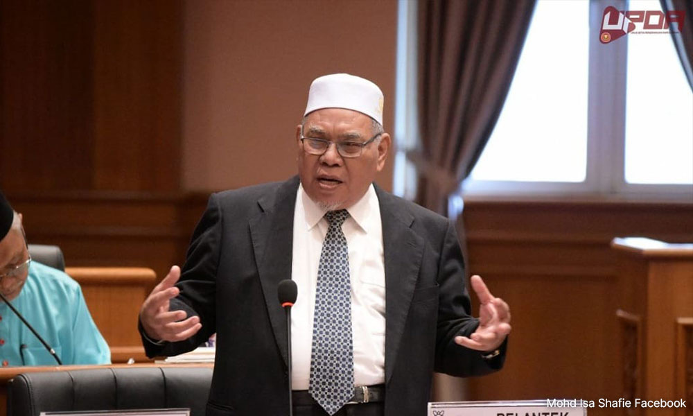 Belantik rep hospitalised, in critical condition