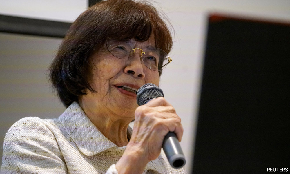Hiroshima bomb survivor learns English to tell her story