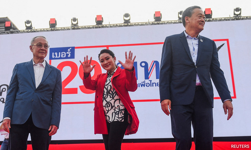 Thai PM candidate gives birth two weeks before election