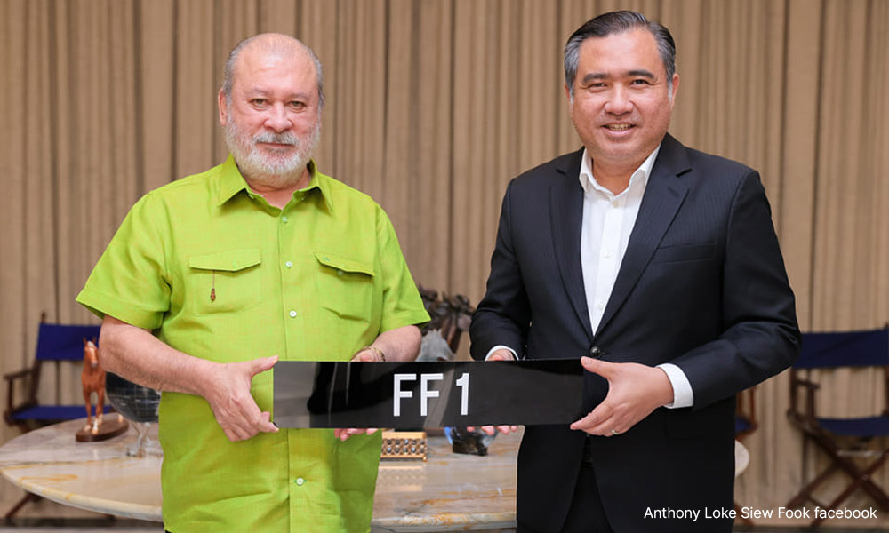 Johor ruler pays RM1.2m to own ‘FF1’ number plate