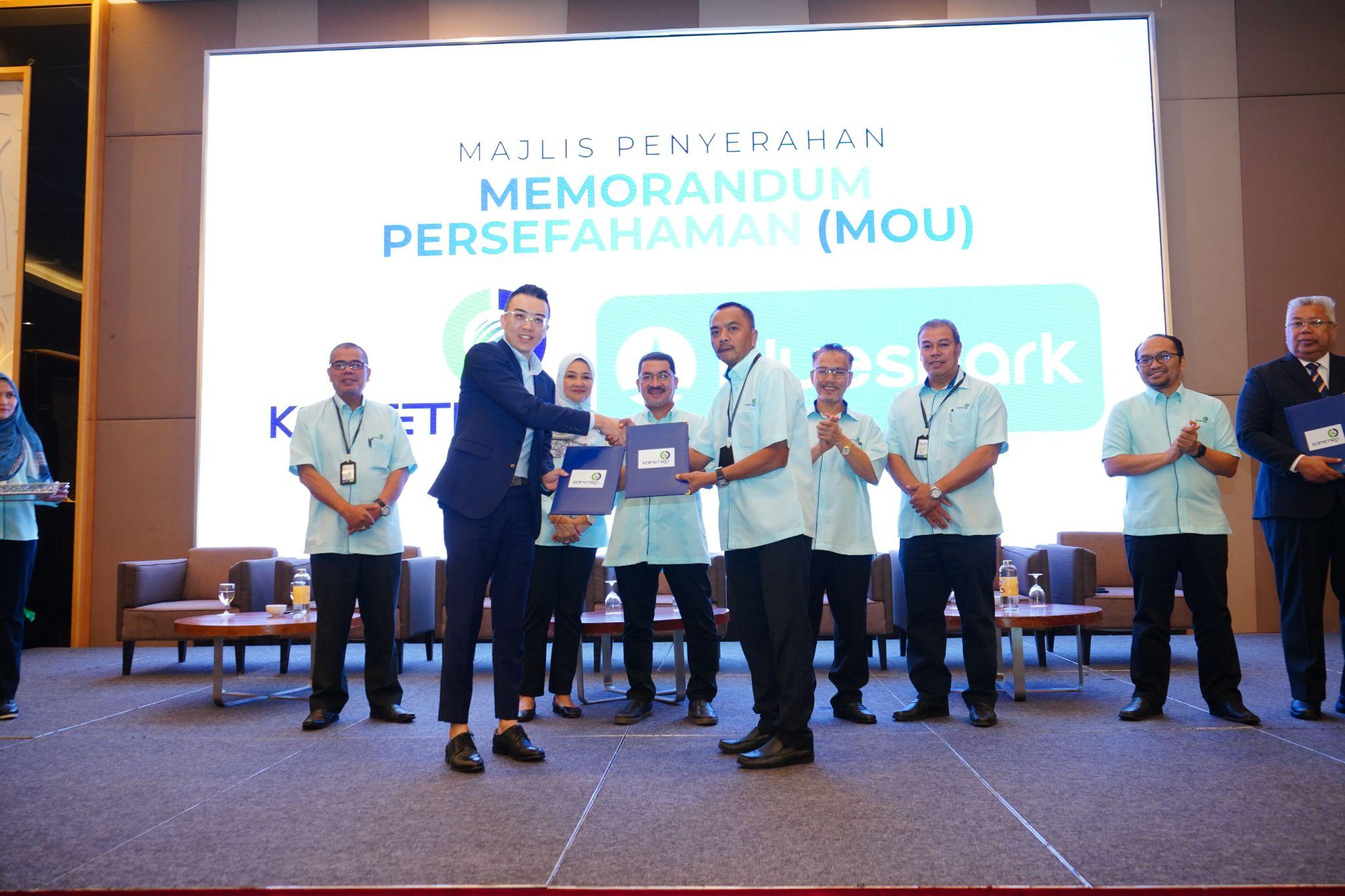 KOPETRO signs a strategic agreement with Blueshark, an EV tech mobility company
